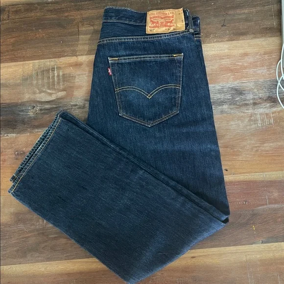 Levi's 501’s Men's Deep Indigo Jeans 36x30 - Picture 1 of 7